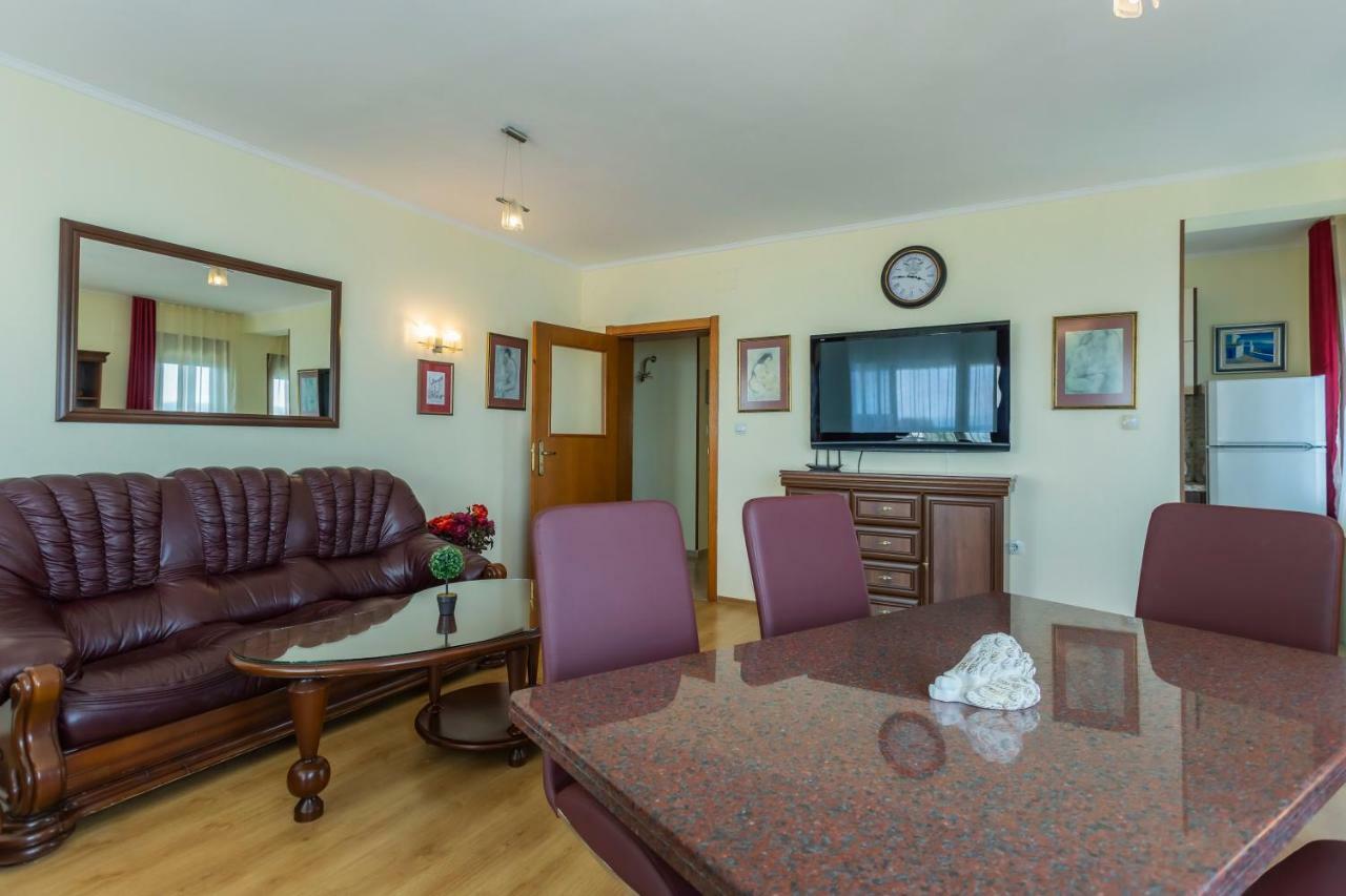 La Casa Primorsko Daire Dış mekan fotoğraf