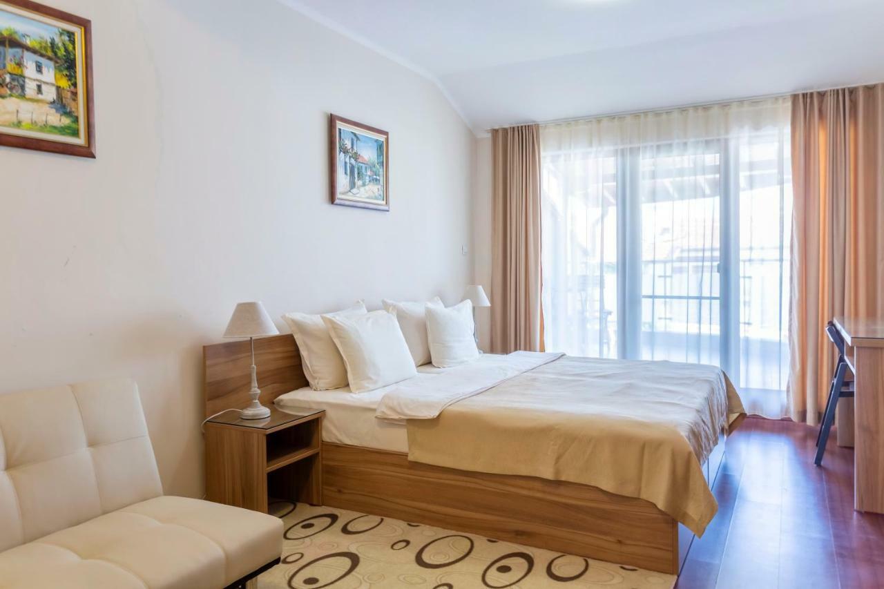 La Casa Primorsko Daire Dış mekan fotoğraf